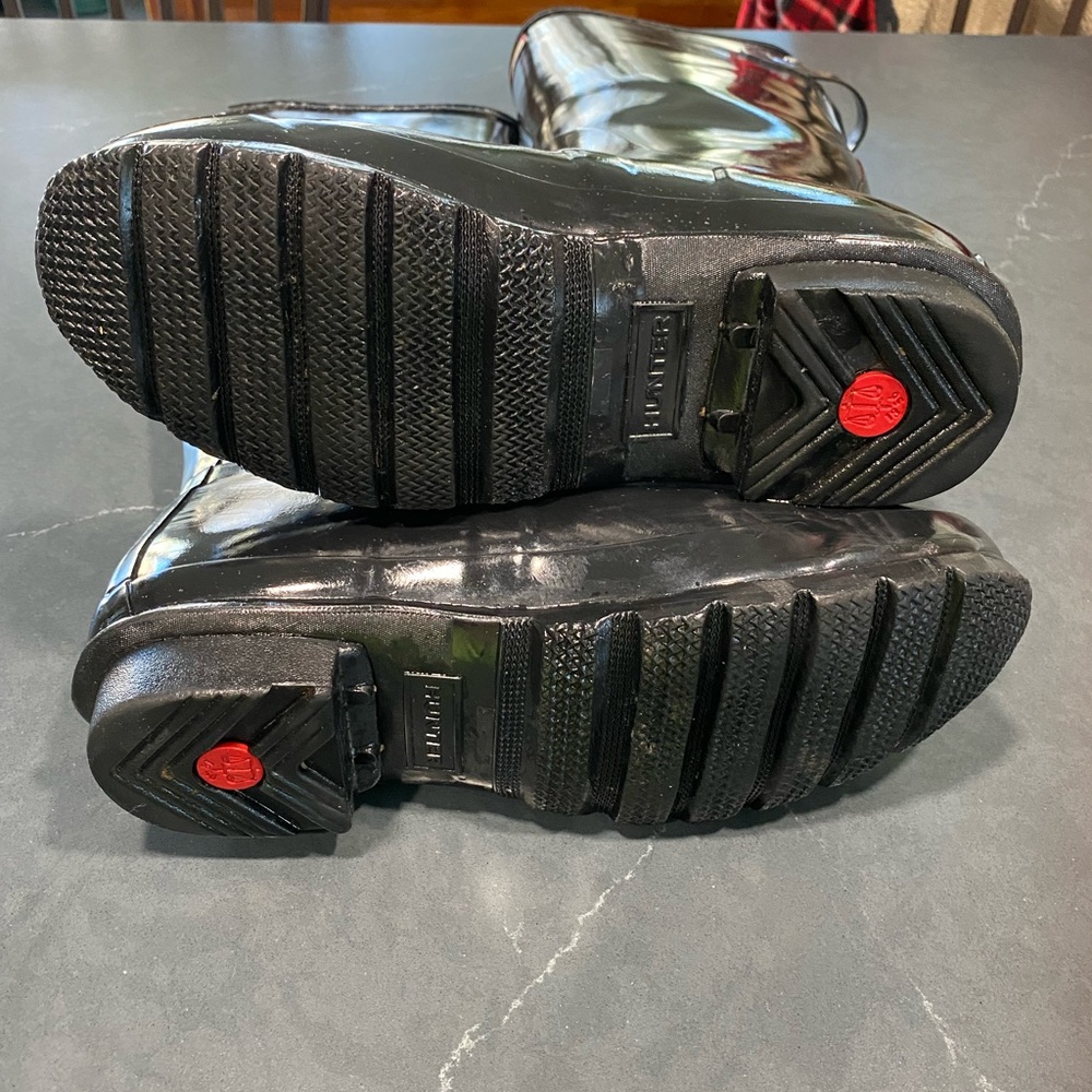 Hunter Black Gloss Rain Boots - Picture 4 of 6